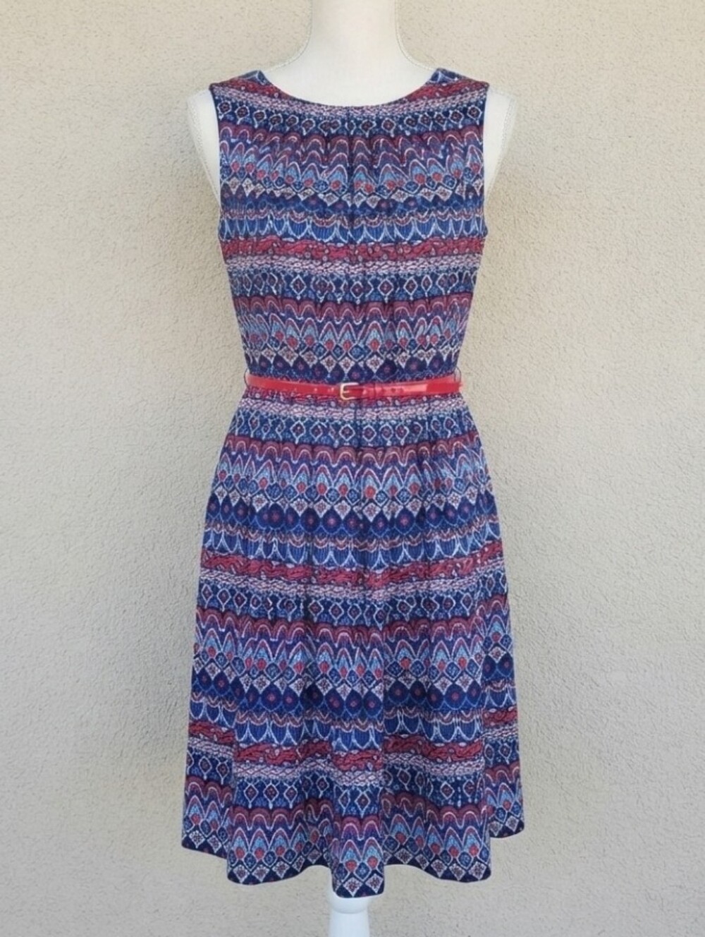 Ellen Tracy Red Blue Geometric Print Sleeveless Pleated Belted Dress Size 10